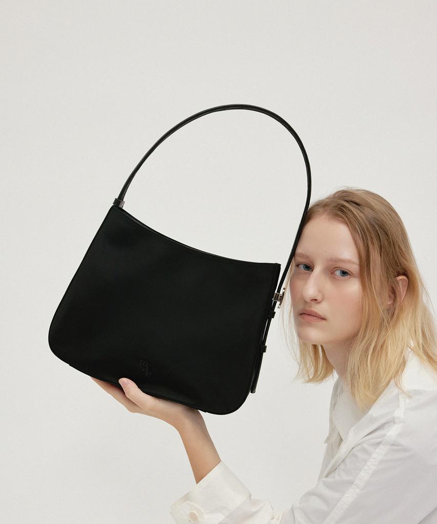 Mucu And Ebony Floe Shoulder Bag _ Black