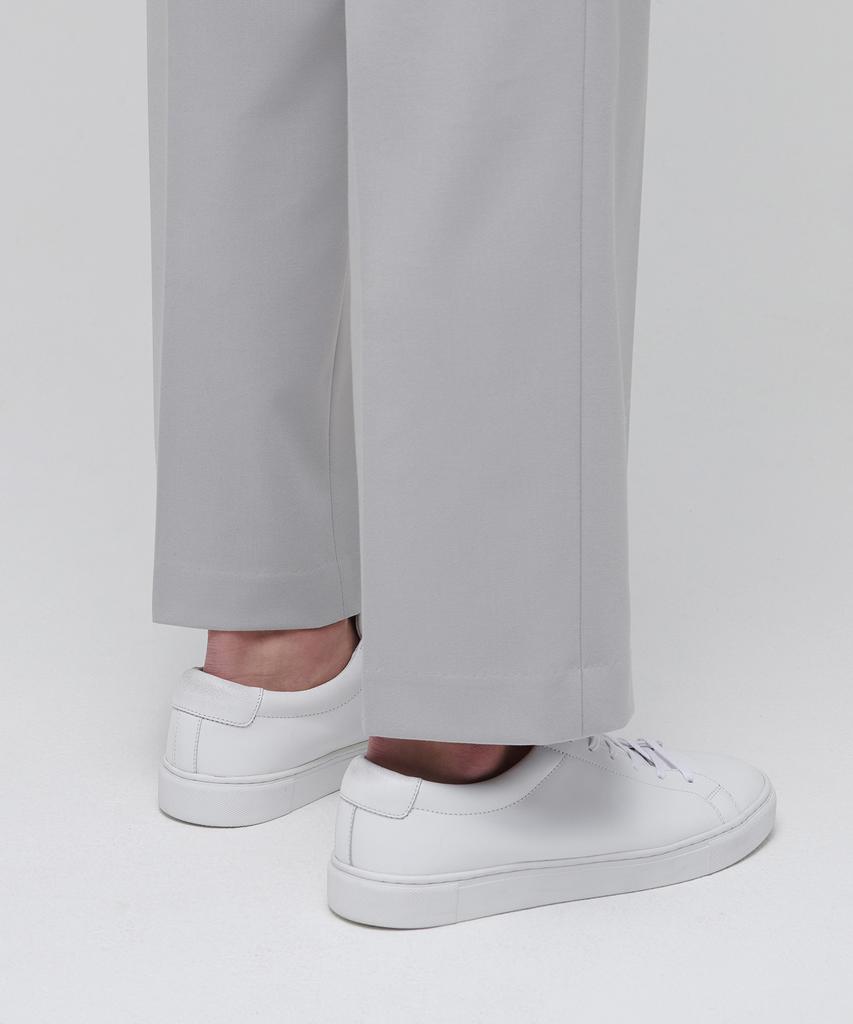 Musinsa Standard Lightweight Wide Hidden Banding Crop Slacks [Light Gray]