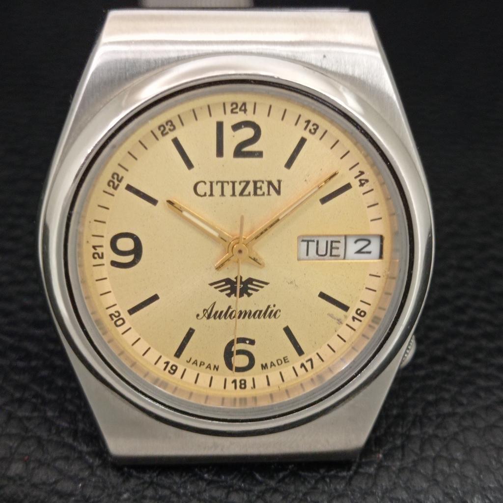 VINTAGE CITIZEN AUTOMATIC 8200 JAPAN MENS GOLDEN COLOR DIAL WATCH a708417-1