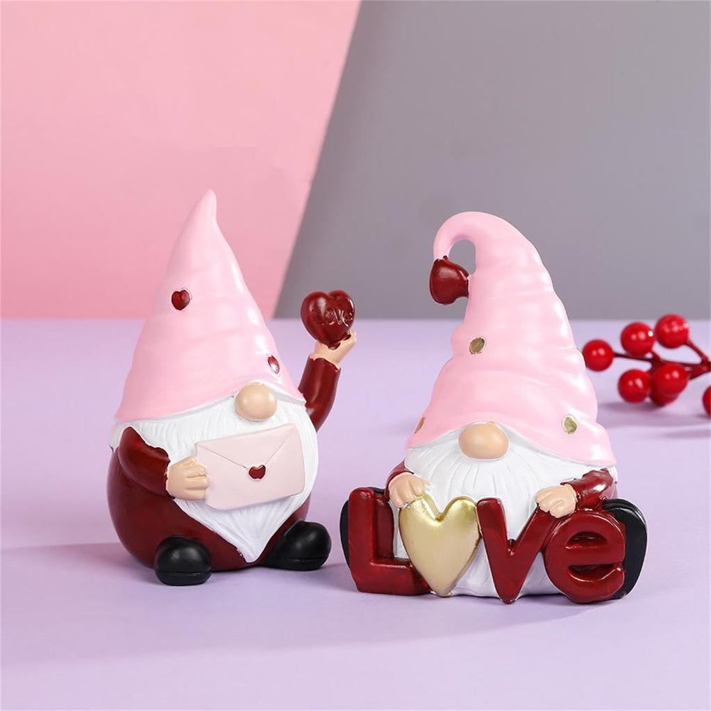 Valentine's Day Pygmalion Resin Centerpieces