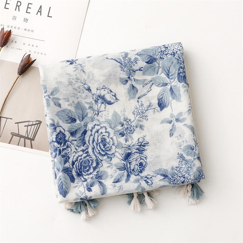 Elegant Blue & Black Paisley Print Women'S Travel Scarf - Lightweight, Breathable Polyester Shawl for Beach, Outings & Sun Protection Spring/Summer