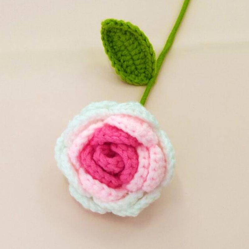 Gradient Rose Crochet Knitted Artificial Flower Bouquet