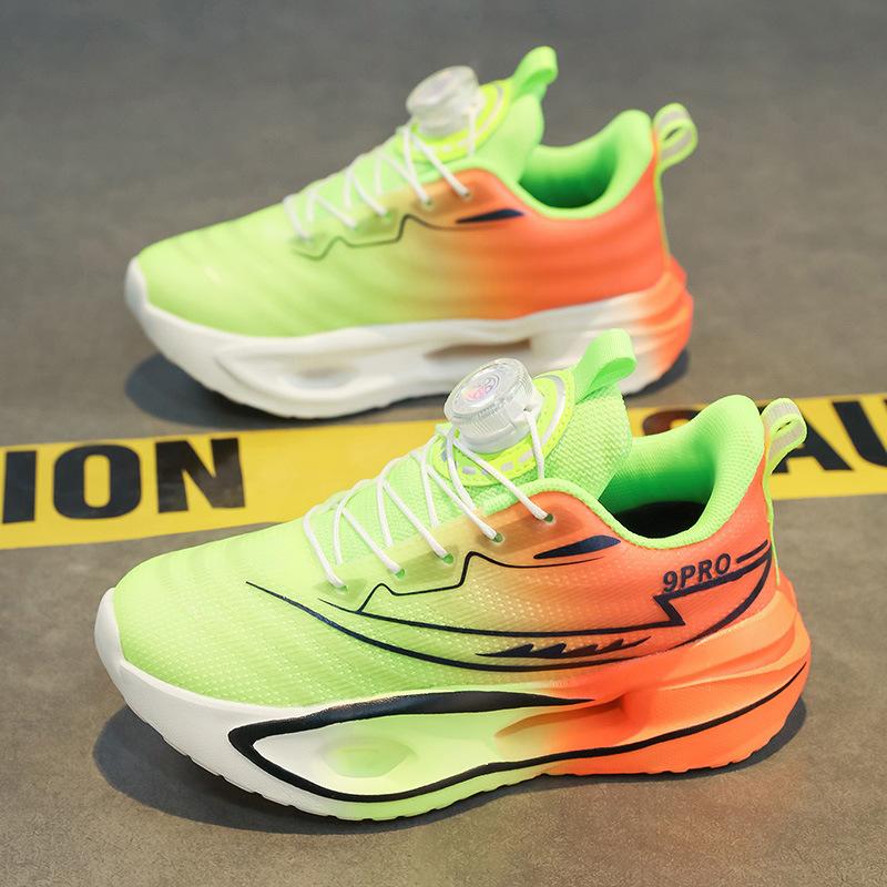Boys and girls shoes 2025 new children's sports shoes medium and older children's mesh breathable shock absorption non-slip running shoes