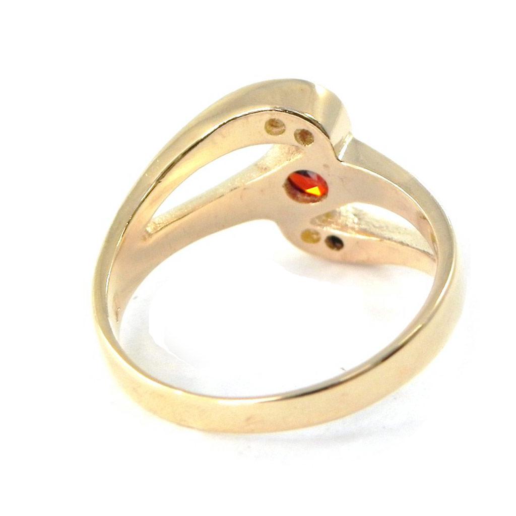 Vergoldeter 'Fusion'-Ring mit weißem Granat