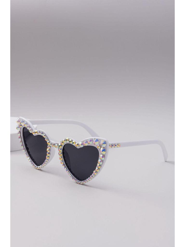 Heart-Shaped Rhinestone Sunglasses: Cute Pointed Diamond Handmade Design for Women