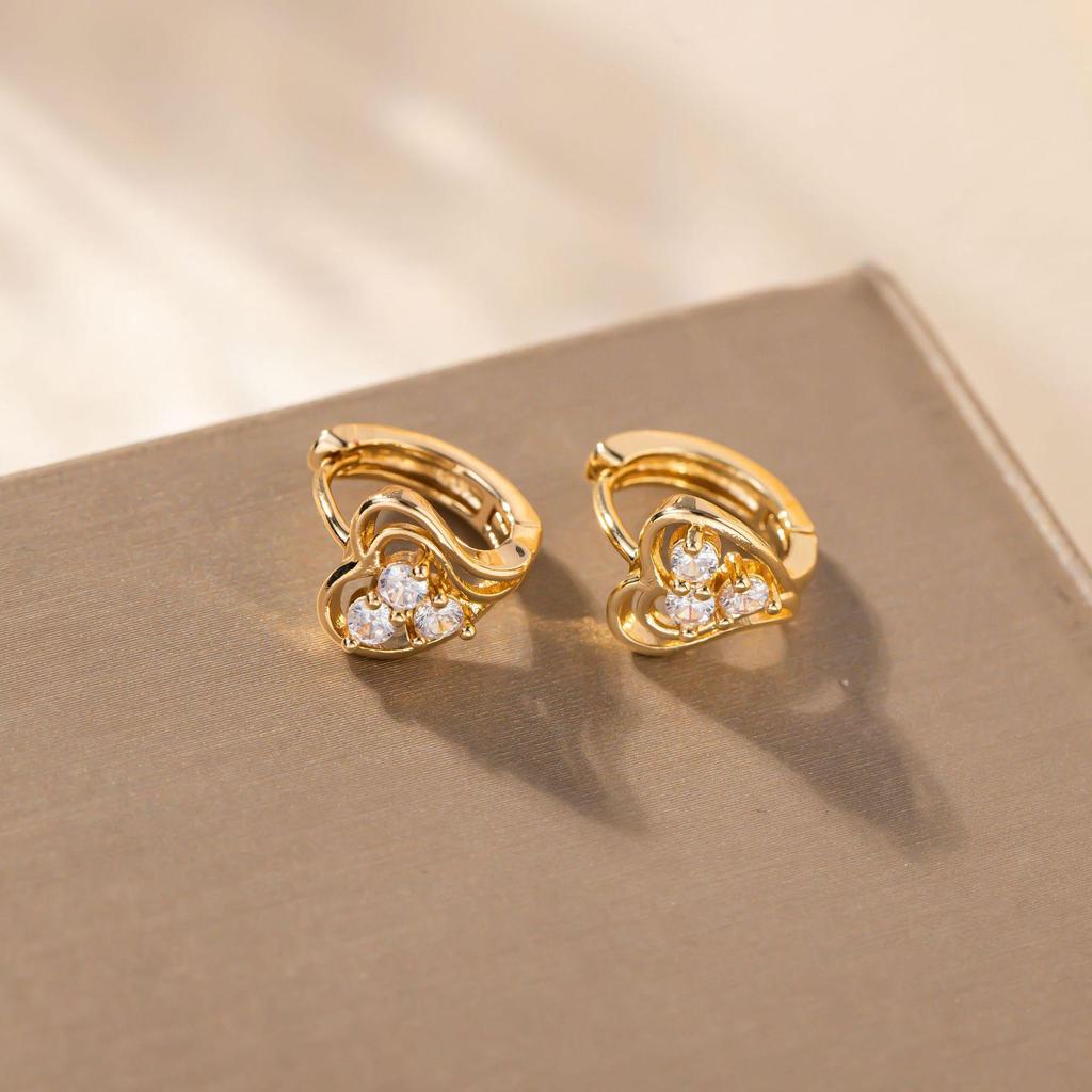 Exquisite Japanese-Style Heart Ear Cuff: Two-Way Wear, Versatile, High-End Fashion Earrings