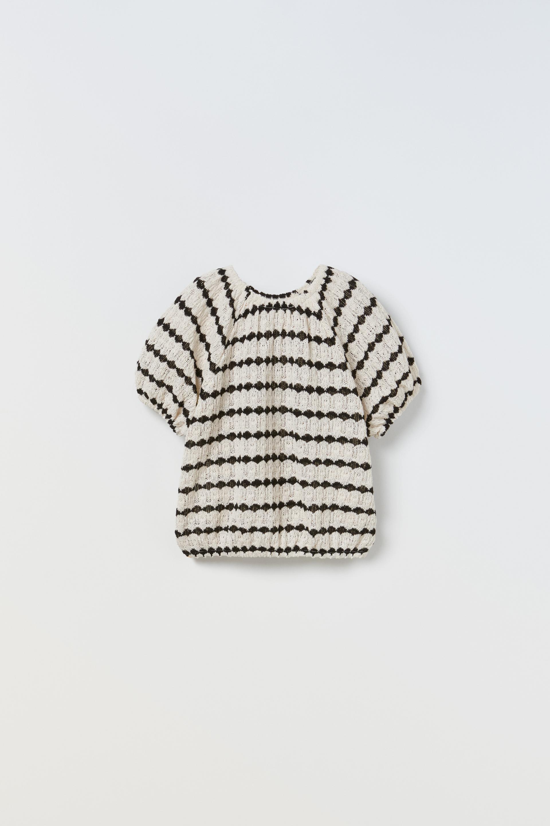 

ТРИКОТАЖНАЯ ФУТБОЛКА