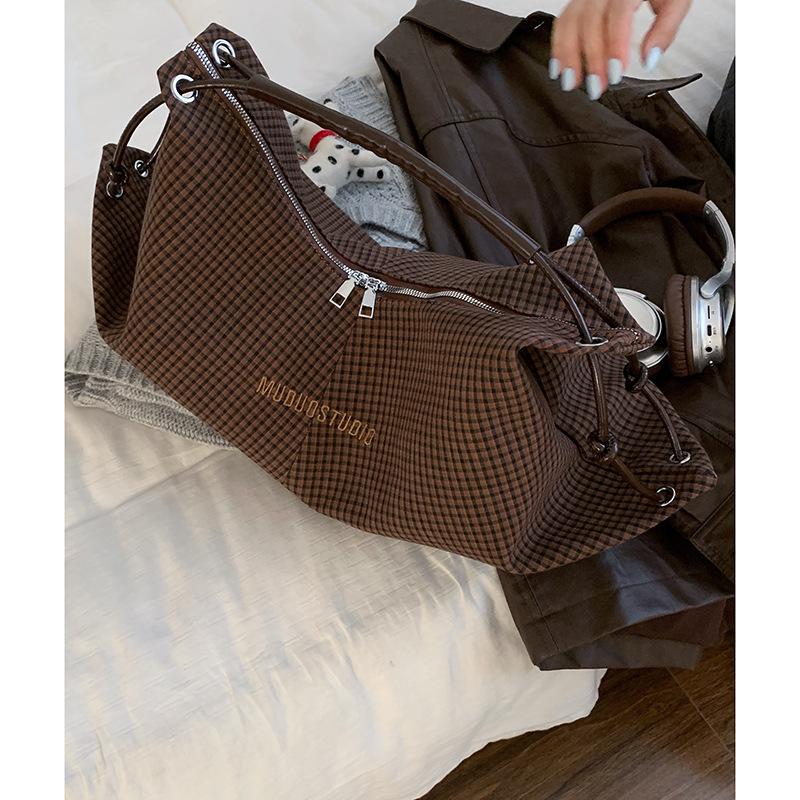 Casual Canvas Bag Large Capacity Women's Bag 2025 New Plaid Tote Bag Embroidered Letter One Shoulder Underarm Bag