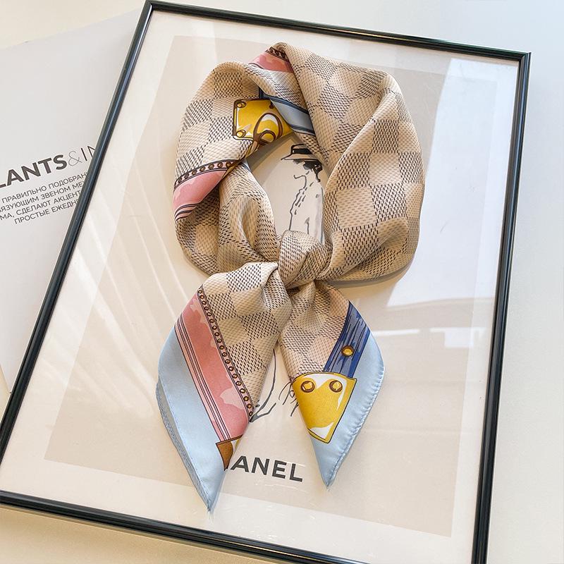 Damski jedwabny szalik w koreańskim stylu: Wszechstronny kwadratowy szalik z kamelią na wiosnę i jesień - do noszenia na szyi, na torebce lub we włosach