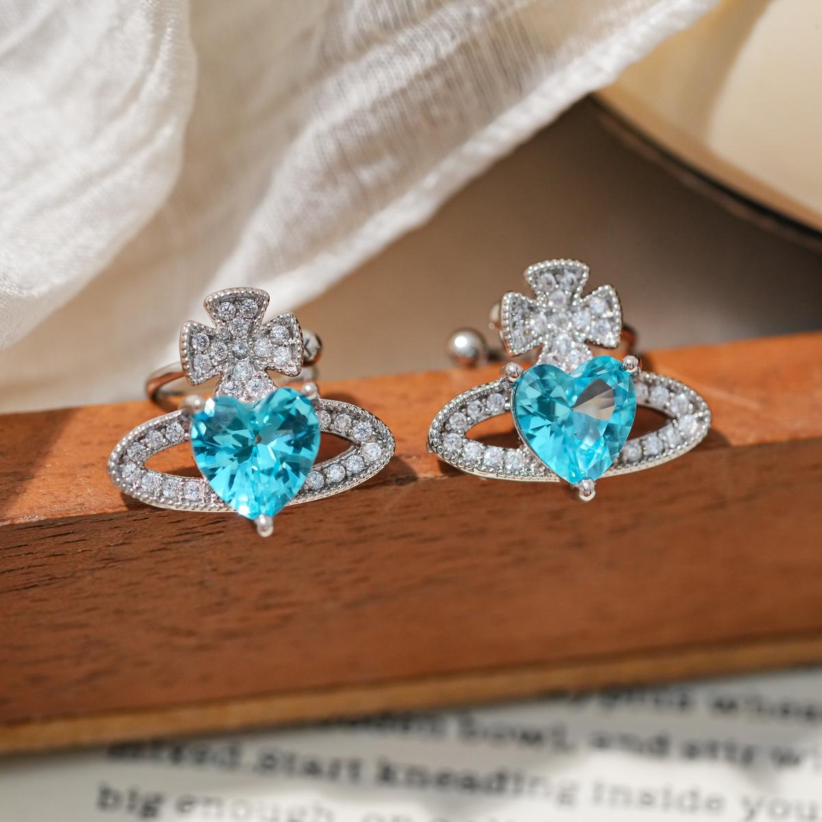 Zircon Heart Saturn Ear Cuff: Exquisite Luxury Earring for Women