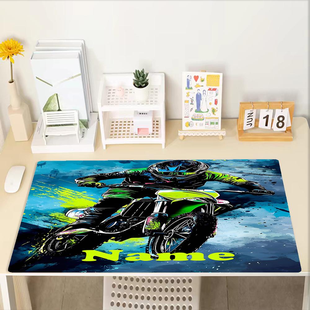 Tappetino Mouse Personalizzato Tema Moto da Fuoristrada, Base in Gomma Antiscivolo, Multifunzionale per Ufficio e Casa, Perfetto per Personalizzare lo Spazio di Lavoro.