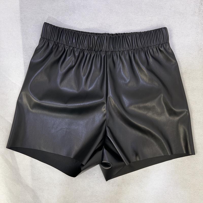 2025 Women's Solid Color PU Leather Waist-Cinching Shorts