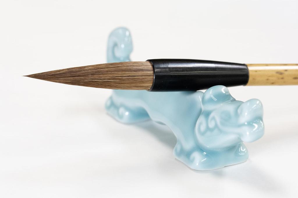 Kobaido Calligraphy Brush, Large Brush, Kobun, Size 4, Horsehair, for Regular and Cursive Script Practice, On Hanshi and Shikishi Paper