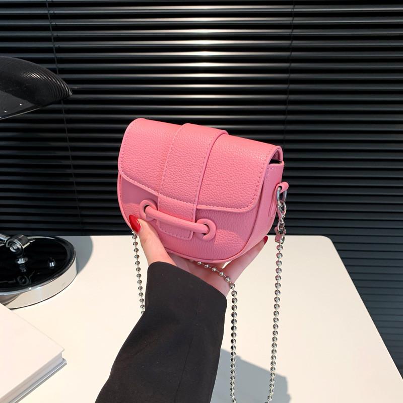 Stylish Mini Saddle Bag 2024 Spring Summer Chain Shoulder Crossbody Pu Bag Chic Design