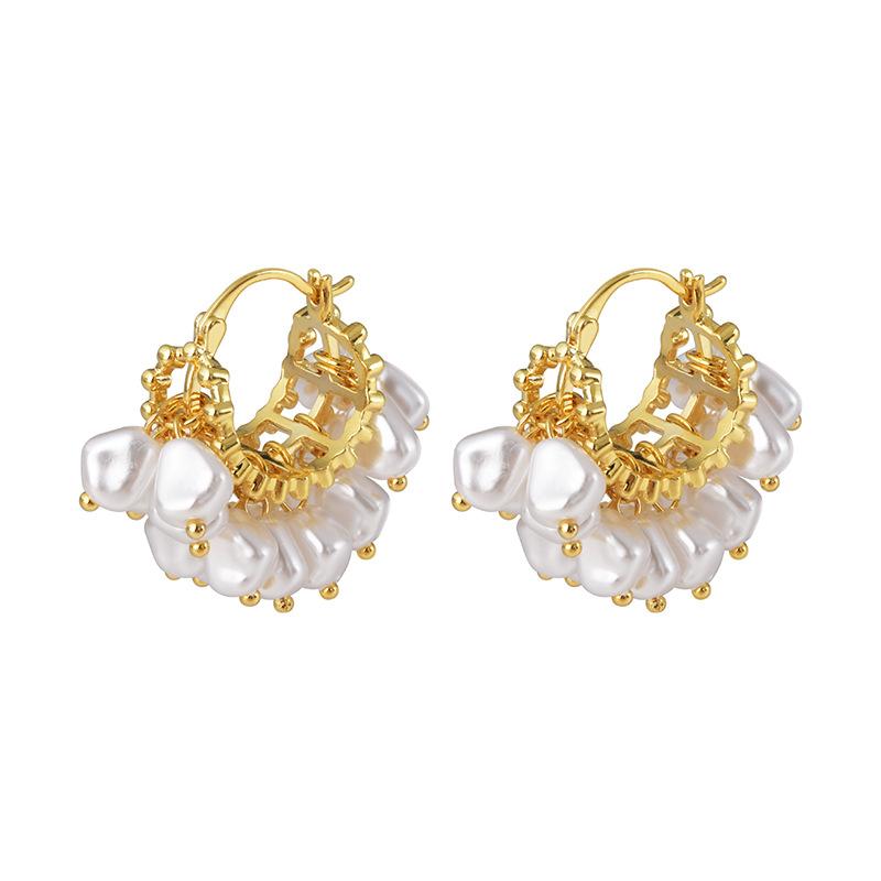 2026 French Vintage Baroque Pearl Hoop Earrings - Niche Design Cluster Pearl Tassel Ear Buckles for Women