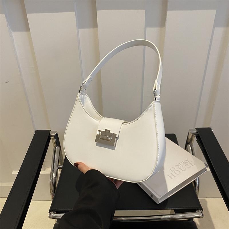 Sac à Bandoulière Tendance Streetwear en Cuir PU Pour Femmes Nouveau Design 2024