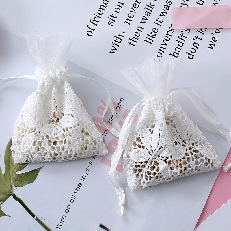 New 10X14CM Five Petal Flower White Lace Yarn Bag Folded Bottom Jewelry Drawstring Bag Creative Gift Slub Yarn Drawstring Pocket