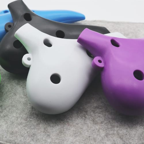 12-Hole Alto Plastic Ocarina In C Key with Resin Brass Tube (White)