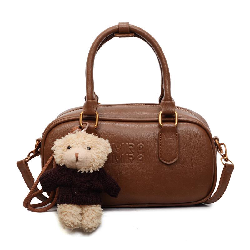 Maillard Retro Women's Bowling Bag: Versatile, Fashionable Autumn/Winter Handbag for Single Shoulder or Crossbody Use.