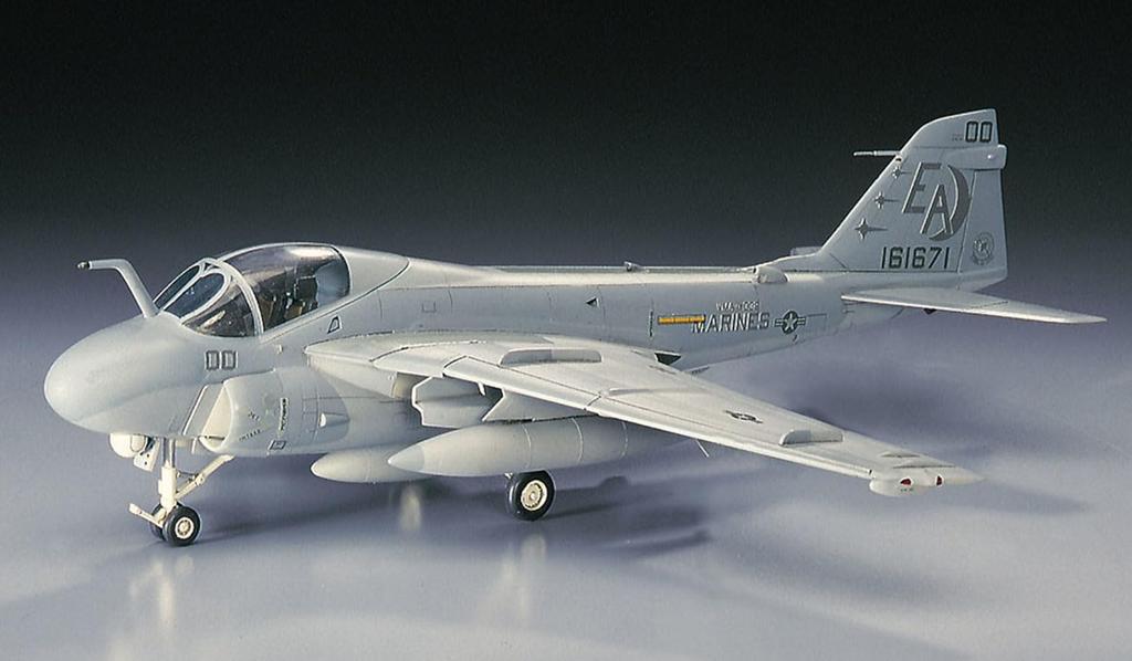Hasegawa US Navy Intruder Plastikový model C8 1/72 A-6E