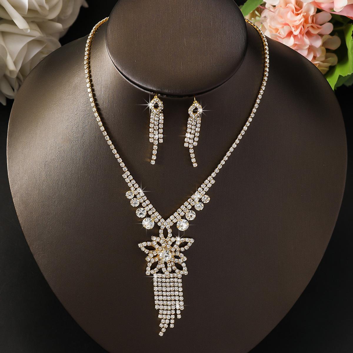 Fashion Tassel Necklace Earrings Set Light Luxury Evening Dress Jewelry Two-Piece Set Bridal Jewelry Set