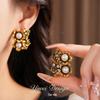 Vintage Rhinestone Pearl Flower Ear Clip Earrings – Elegant, Fashionable Accessories for Women