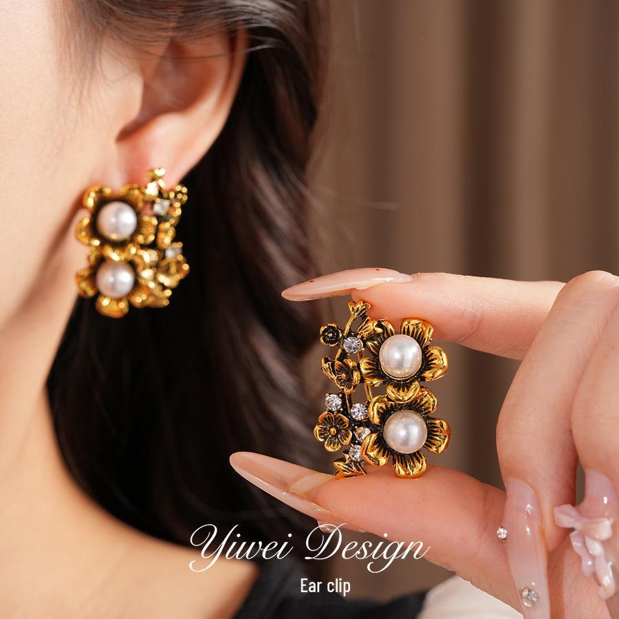 Vintage Rhinestone Pearl Flower Ear Clip Earrings – Elegant, Fashionable Accessories for Women