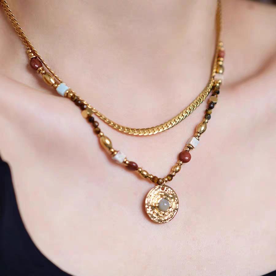 Medieval tiger's eye stone shell splicing beaded necklace retro light luxury disc pendant collarbone chain sweater chain
