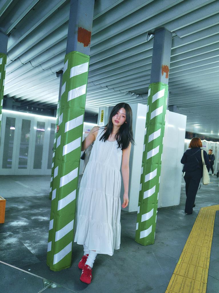 Loaegsyueol Lace Trimming Long Dress_Off White