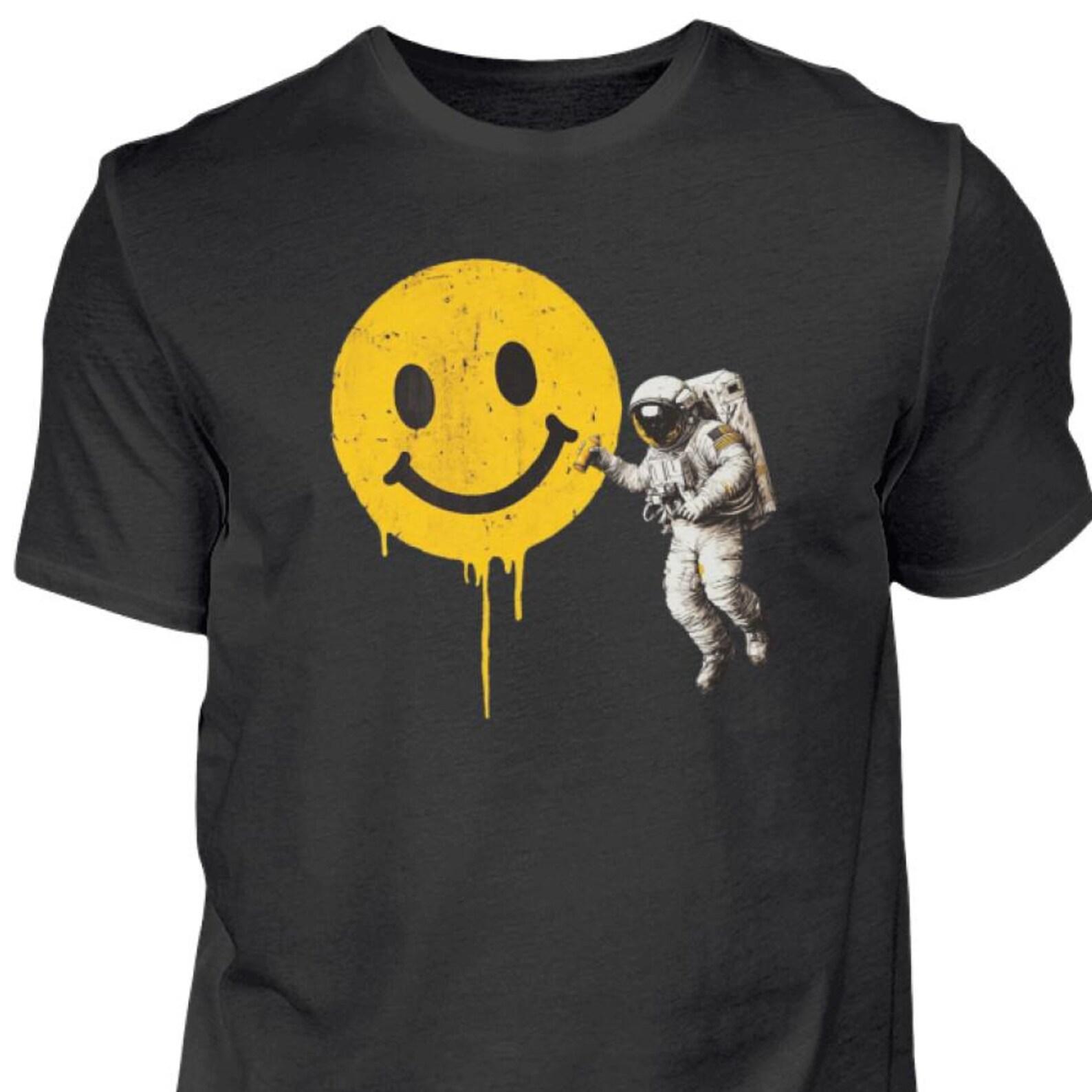 Astronaut T-Shirt,Smiley Shirt, Herren Shirt, Weltraum Tshirt, Streetwear Astronaut,Galaxy Shirt ,Hipster T-Shirt,Vintage Look, Retro Shirt XL