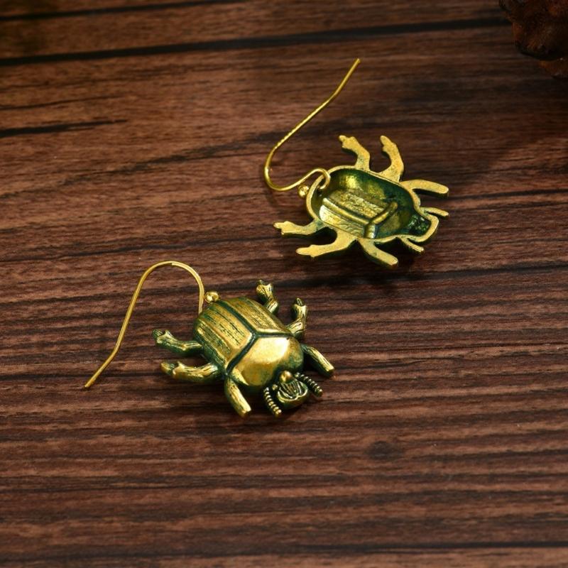 Antique Insect Earrings Alloy Fashion Accessories Metal Craftsmanship Unique Ear Jewelry Suitable for Daily Outfits