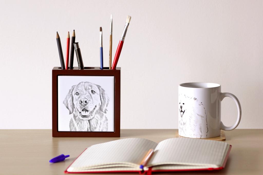 Golden Retriever - pen holder with a dog, desk organizer with a print, personalized desk decoration from the Art-Dog brand.