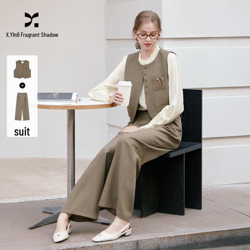 Women s Old Money Style Vest and Trousers Suit Set L