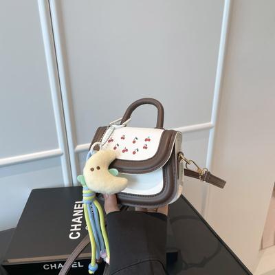 Bolsas de desenho animado de meninas super bonitas são populares este ano. Bolsas mensageiras para crianças saírem, bolsas de mão requintadas para bebês estilo Xiaoxiangfeng.