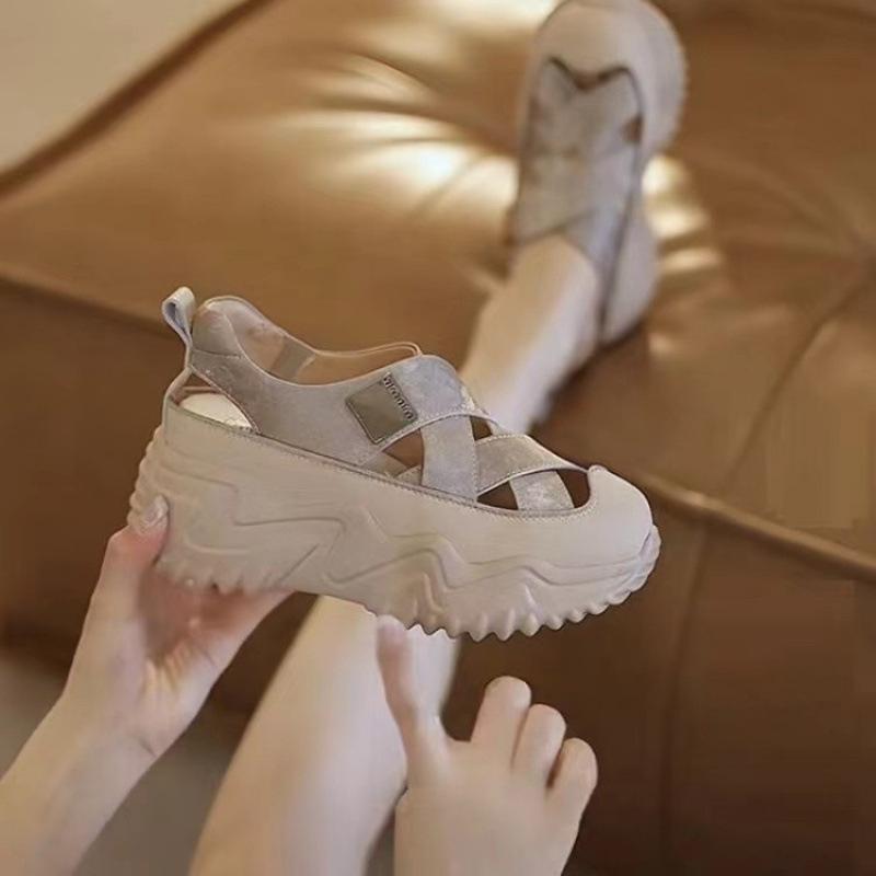Spring and summer new women's shoes heightened thick-soled hollow broadband student Korean version fashionable breathable muffin bottom sports single