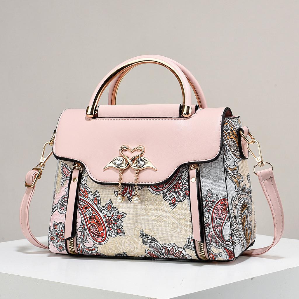 Pu Umhängetasche für Damen mit Blumendruck Kleine quadratische Tasche für den täglichen Gebrauch