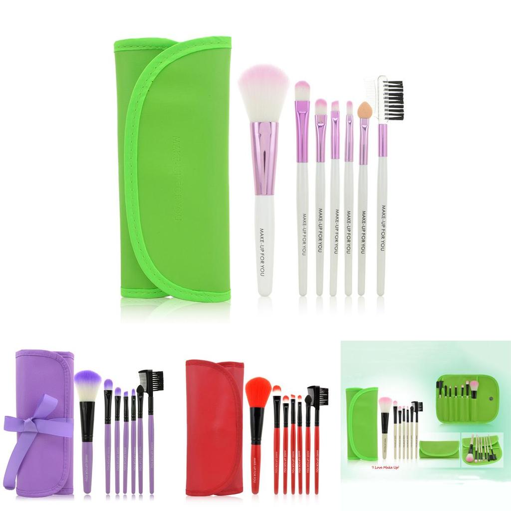 Luxurious 7pcs Makeup Brushes Set With Soft Artificial Fibers And Wooden Handles