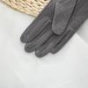 Hengyuanxiang De Velvet Pom-Pom Warm Gloves