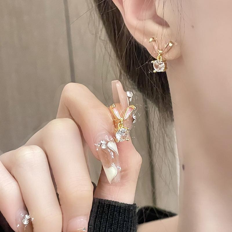 Rabbit Stud Earrings Year Of The Rabbit Zircon Niche Design Earrings Female Cute Simple Personality Rabbit Ears New Year Earrings