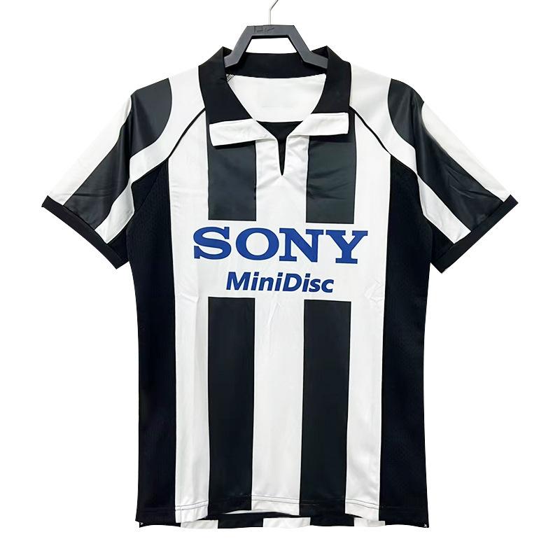 Club retro jersey home and away retro top nostalgic league Champions League version short sleeve Red Devils main Real Madrid