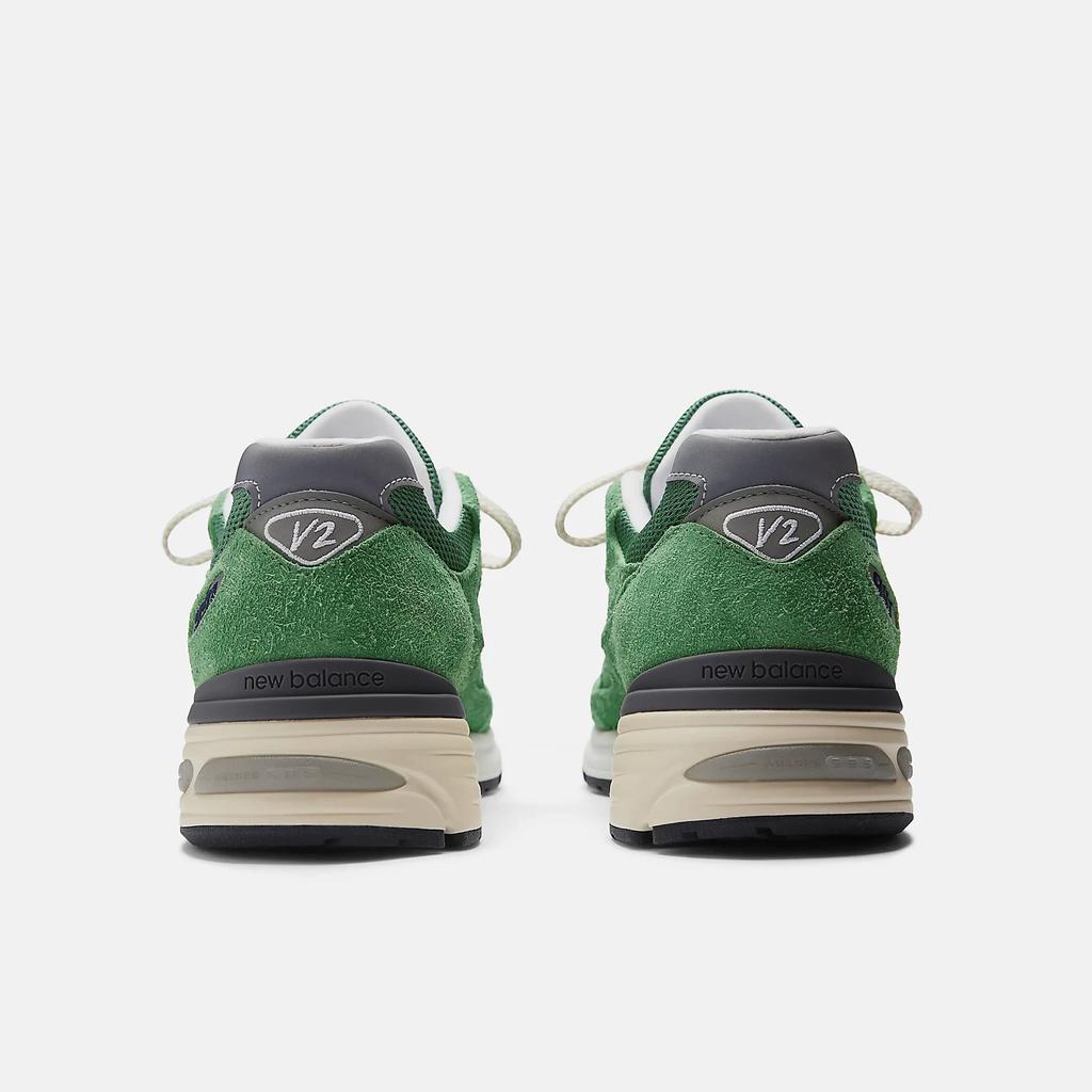U991GV2 New Balance 991V2 Made in UK Grounded Pastels Mineral Green (Men's)