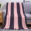 Rouge & Schwarz Vertikaler Streifen Ultra Weiche Sherpa Fleece Decke Flauschig Warm Halloween Überwurf für Sofa Schlafzimmer Geschenk Ganzjahres