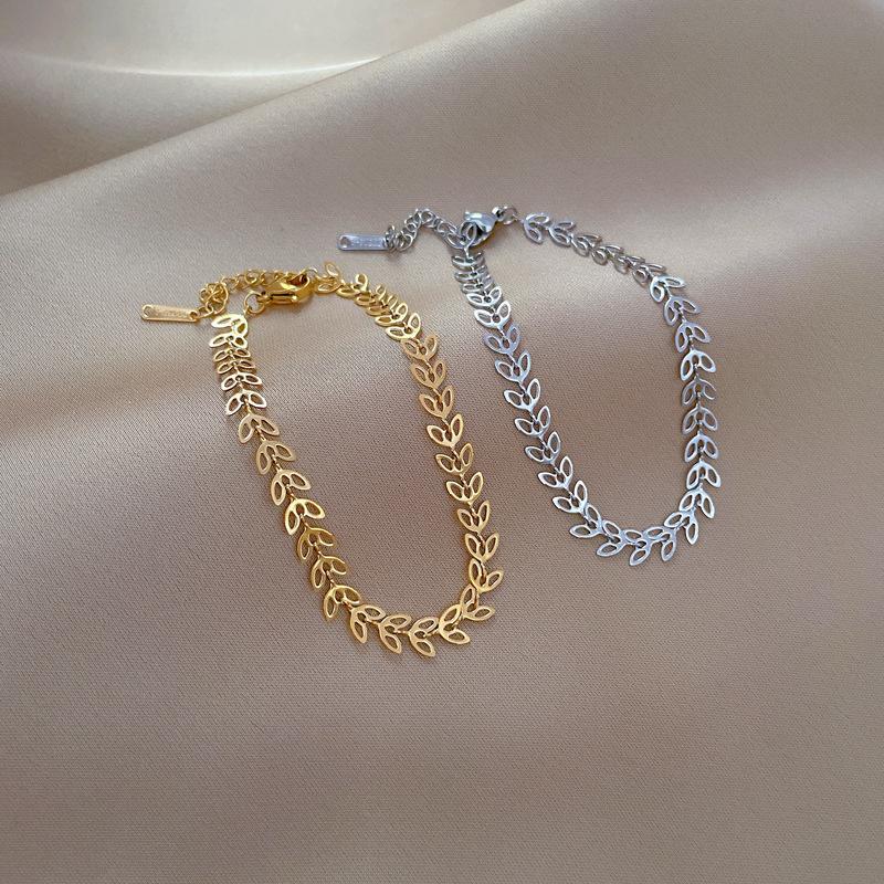 Titanium Steel Dongmen Personalized Minimalist Wind Lucky Grass Personalized Chain Bracelet Female Retro Girlfriend