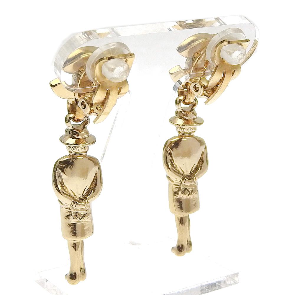 CHANEL Earring Mademoiselle COCO Mark doll motif Plated Gold 17.2g Women Used