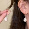 French Retro Water Drop Pendant Pearl Ear Hook Simple Fashion High Sense Earrings Exquisite Versatile Temperament Earrings Women