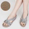 Retro Thick-soled One-piece Shoes for Women Plus-size Hollowed-out Lightweight Beach Flip-flops