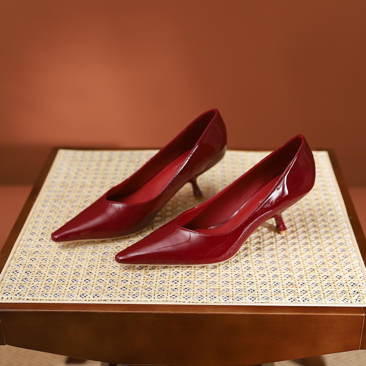 

6982-2 French pointed patent leather high-heeled shoes autumn new simple commuter shoes work shoes stiletto women s shoes 40 бордовый