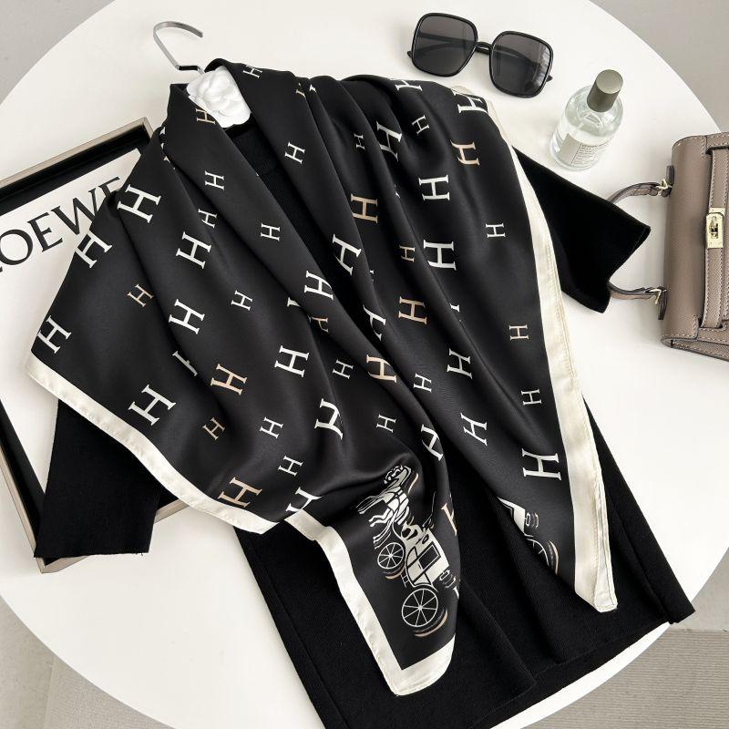 

Печатный буквенный высококачественный искусственный шелк женский твил шелковый декоративный женский шелковый шарф 90cm чёрный