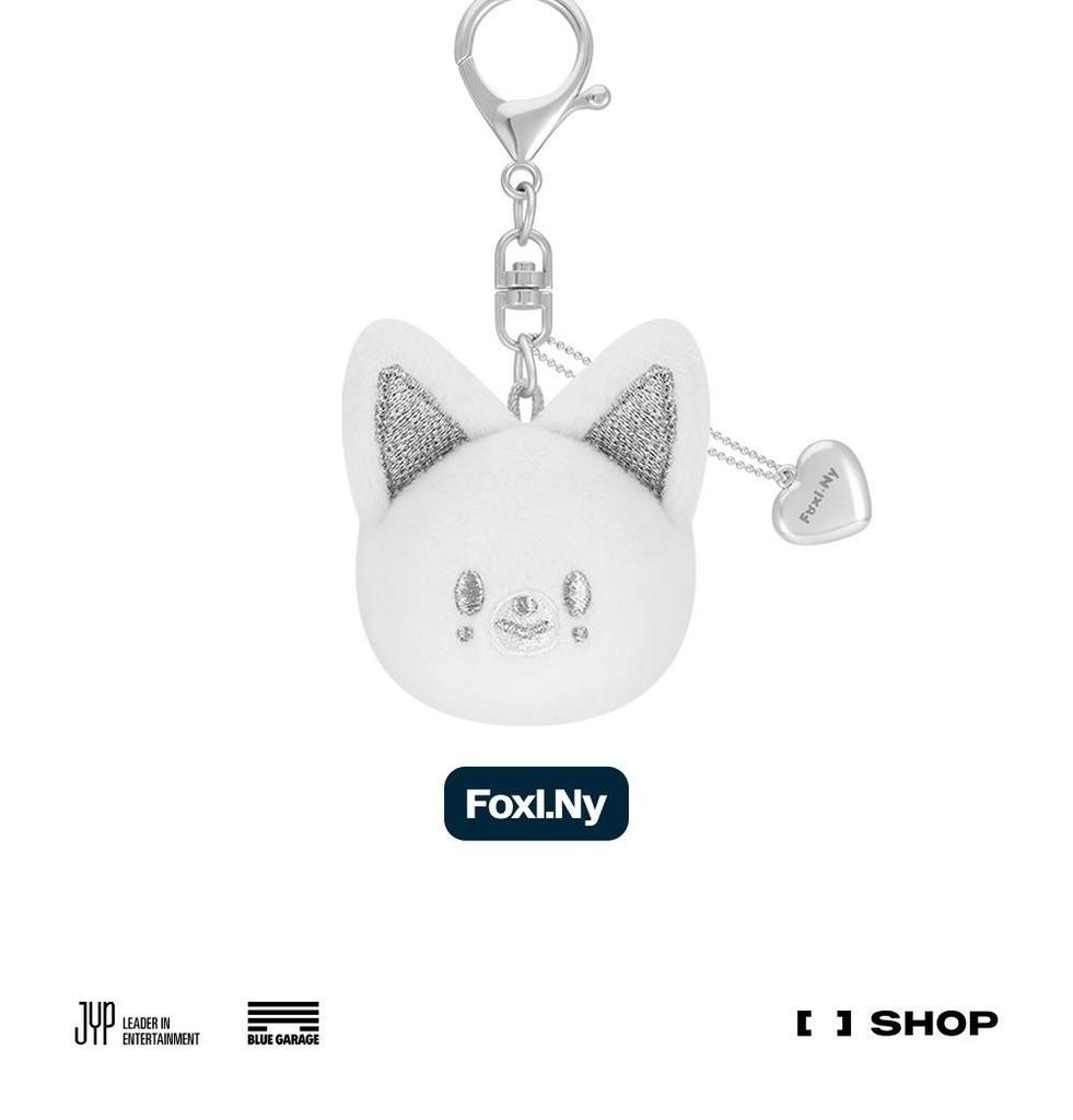 (SKZOO FACE KEYRING SILVER Ver.) Stray Kids [celebrATE] MD