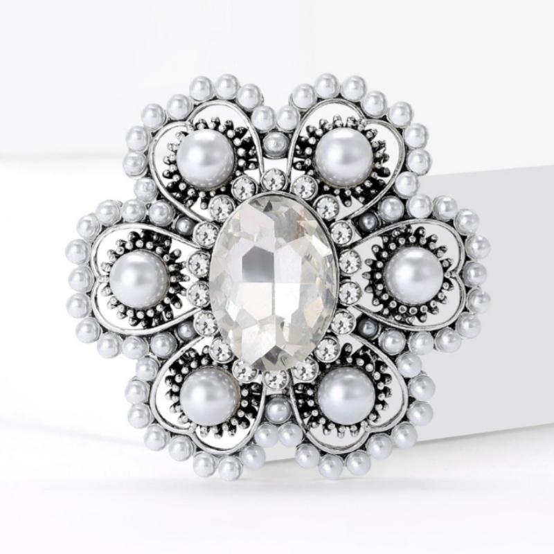 Rhinestone Brooches in Baroque Style for Women Unisex with Pearl Flowers for Formal Events and Parties серебряный